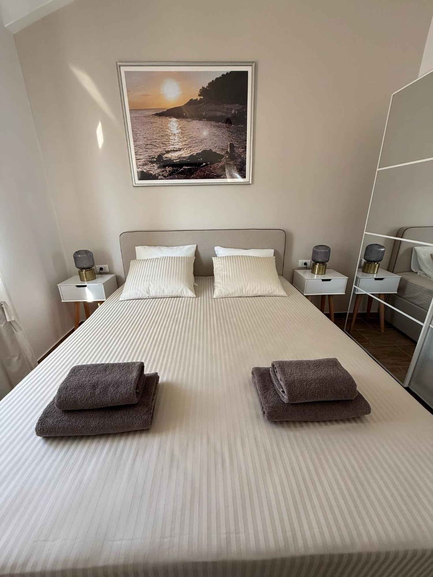 Guest House Lena, Nerezine, Mali Losinj Buitenkant foto
